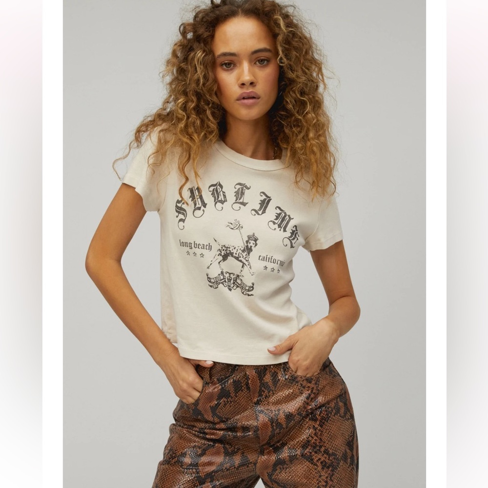 HTF NEW DAYDREAMER SUBLIME KING PUP DOG SHRUNKEN GRAPHIC TEE IN DIRTY WHITE XS
